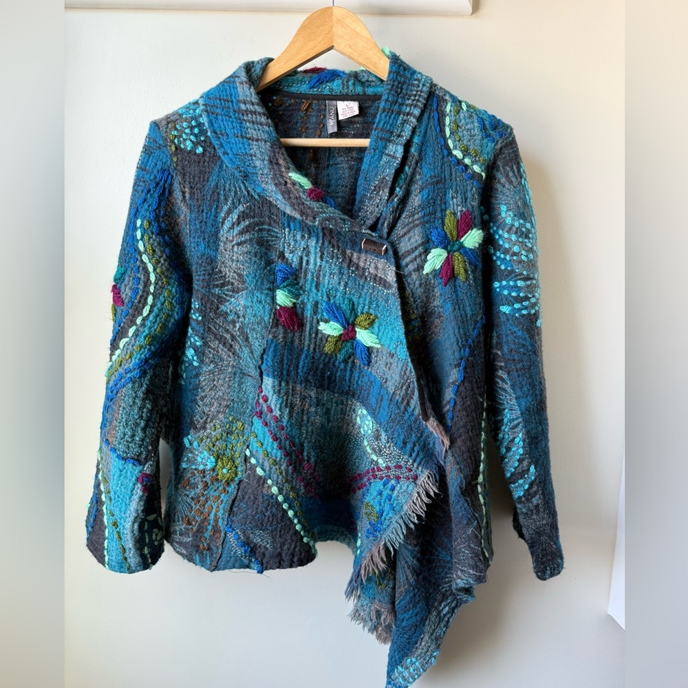 ANU Wool Cardigan Sweater Floral Artsy Textured Embroidered‎ Boho Asymmetrical L